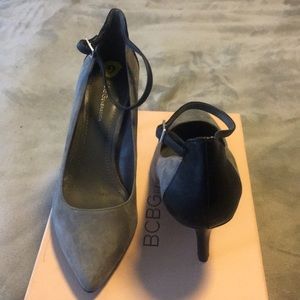 BCBG Glinnda Grey suede heels w/ankle strap
